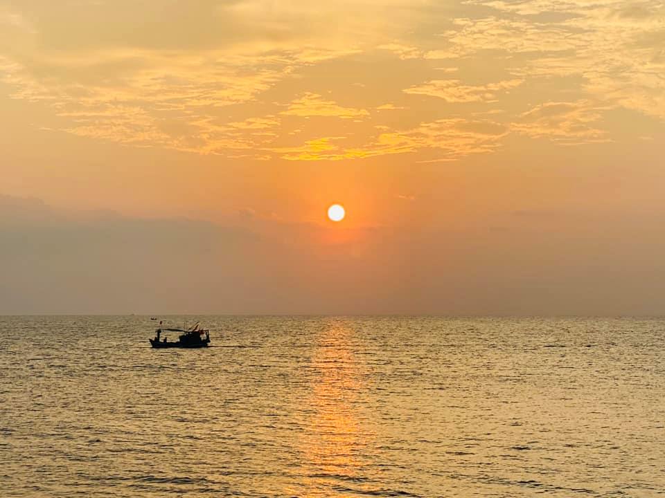 Sunset, sunshine or Sunrise